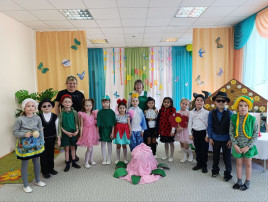 Спектакль "Дюймовочка" Спектакль "Дюймовочка".