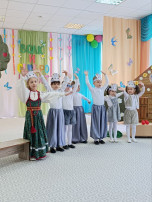 Спектакль "Волк и семеро козлят" Спектакль "Волк и семеро козлят".