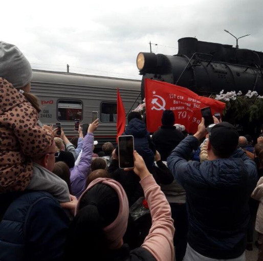 Ретро-состав «Паровоз Победы» Ретро-состав «Паровоз Победы».